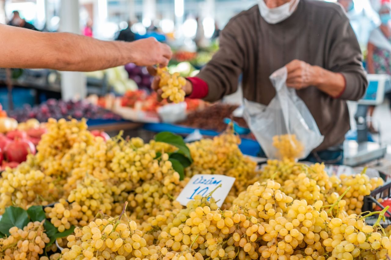 farmers market